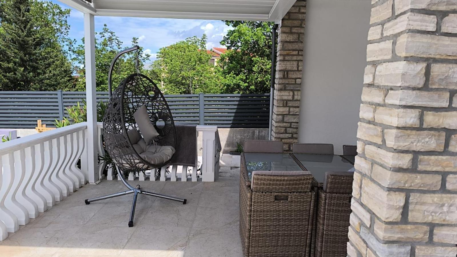 Apartman Lidija Starigrad Paklenica Esterno foto
